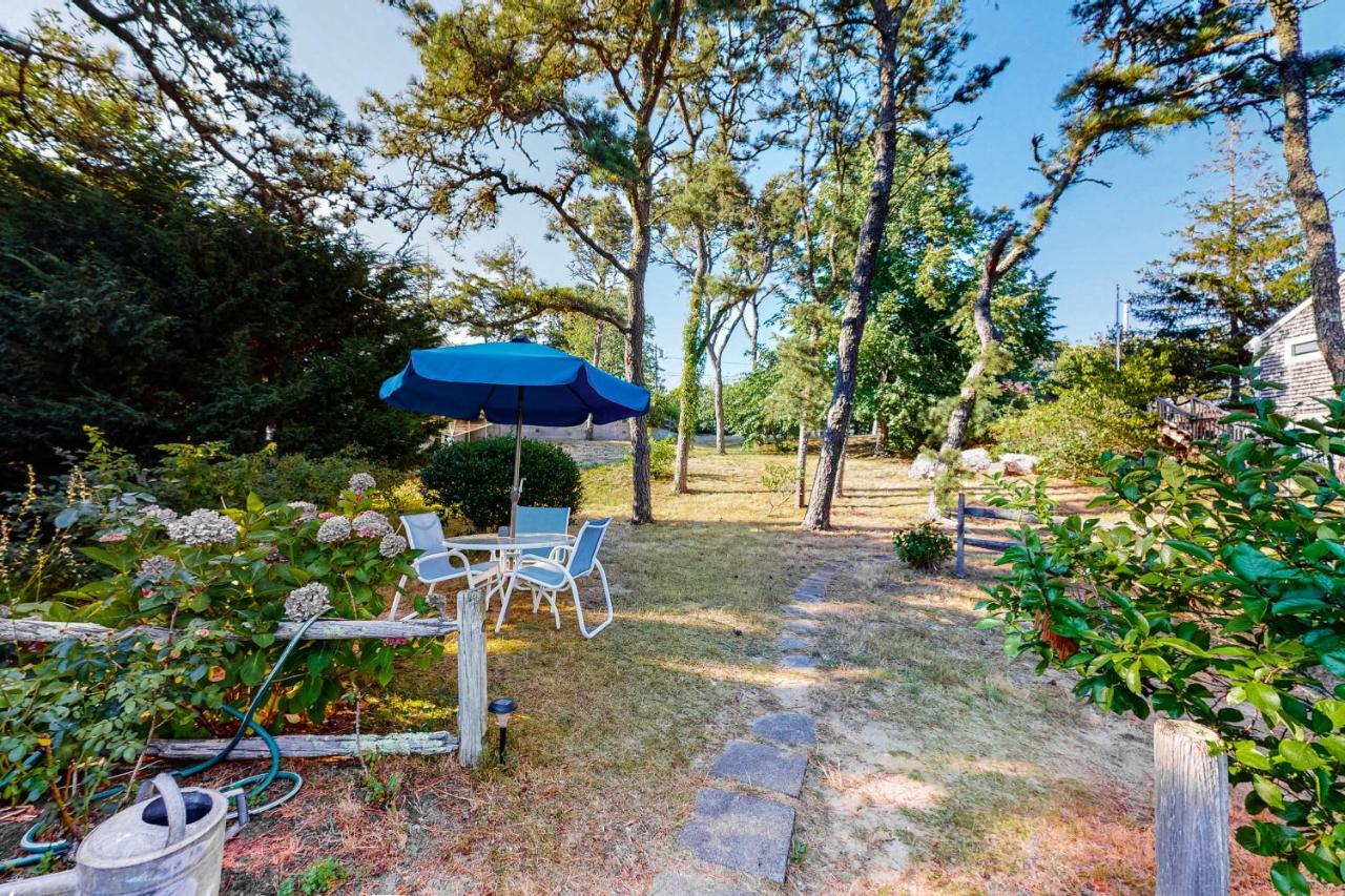 Beach Rose Guest Studio Nauset Heights Экстерьер фото