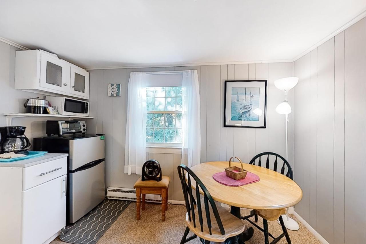 Beach Rose Guest Studio Nauset Heights Экстерьер фото